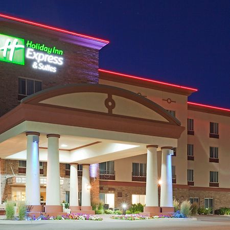 Holiday Inn Express & Suites Wausau By Ihg Weston Экстерьер фото