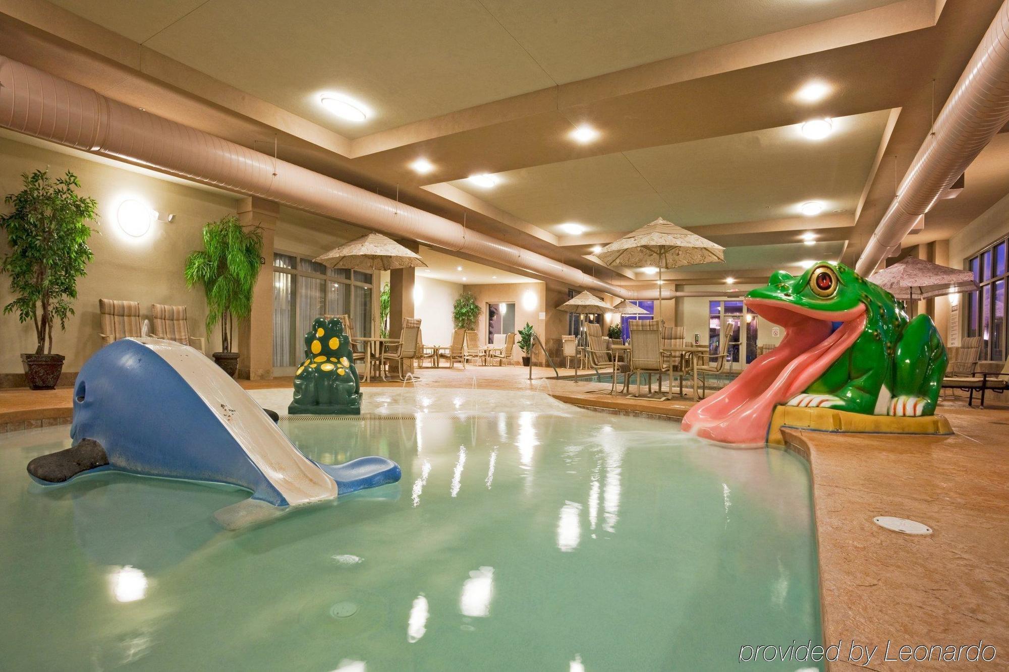 Holiday Inn Express & Suites Wausau By Ihg Weston Экстерьер фото