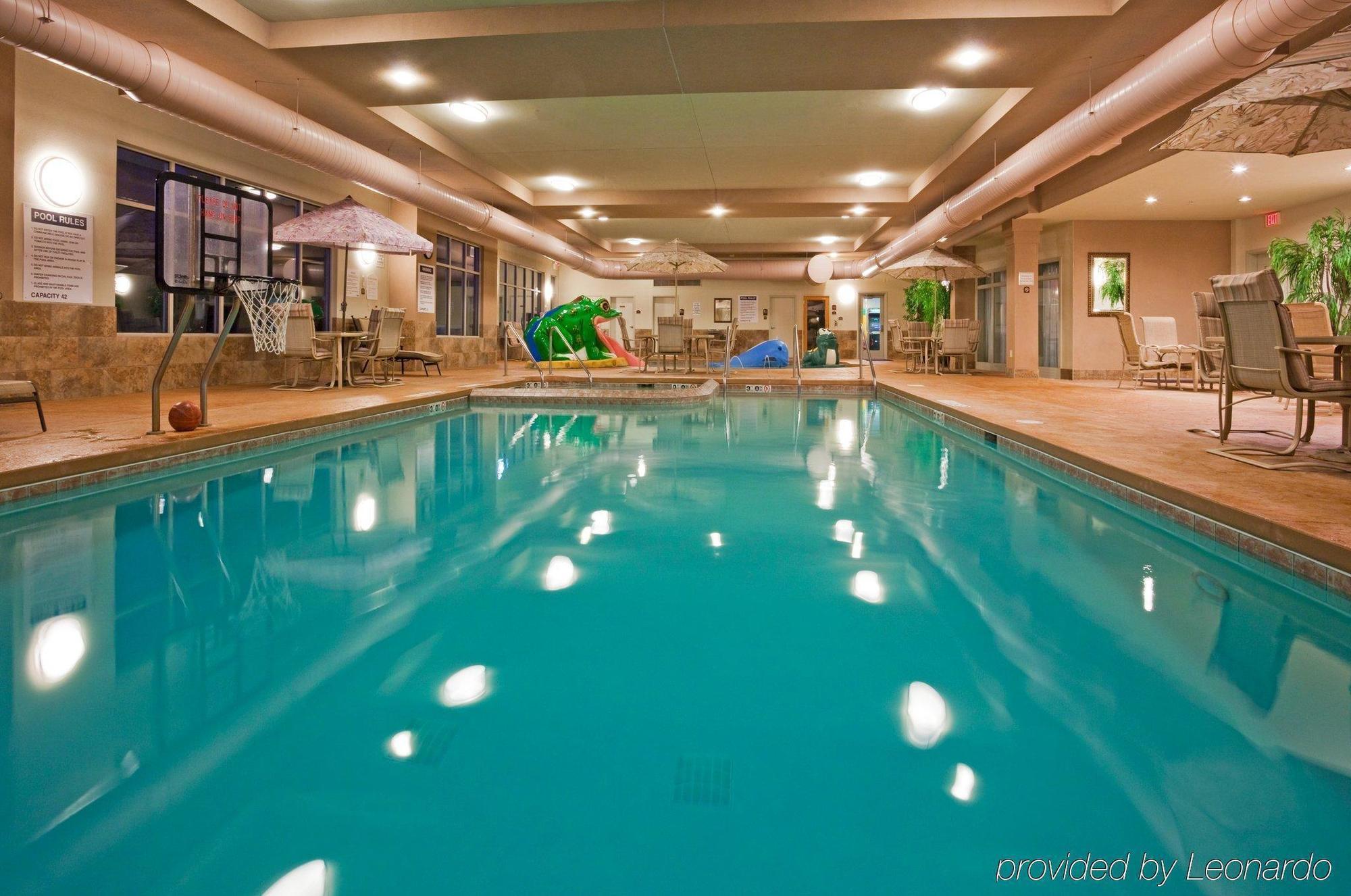 Holiday Inn Express & Suites Wausau By Ihg Weston Экстерьер фото